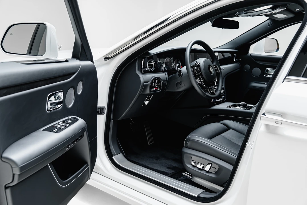 2022 Rolls-Royce Ghost 2nd Gen - Image 4 of 31