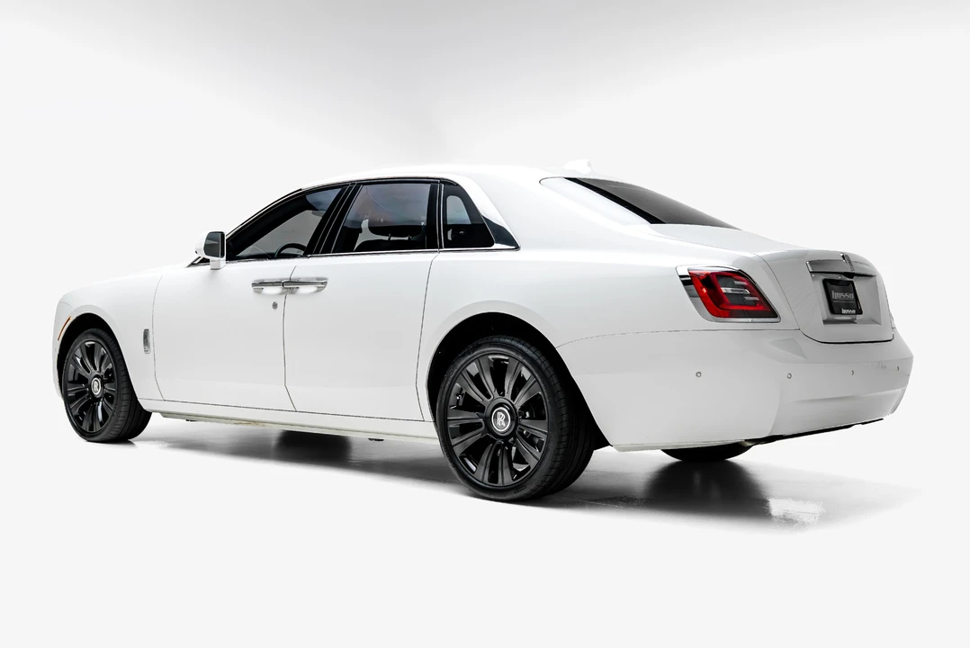 2022 Rolls-Royce Ghost 2nd Gen - Image 9 of 31