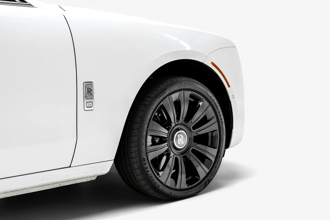 2022 Rolls-Royce Ghost 2nd Gen - Image 16 of 31