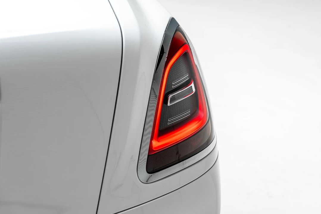 2022 Rolls-Royce Ghost 2nd Gen - Image 29 of 31