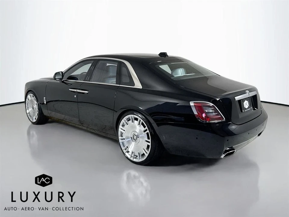 2022 Rolls-Royce Ghost 2nd Gen - Image 8 of 12