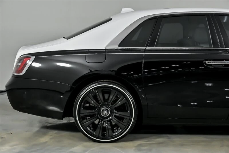2022 Rolls-Royce Ghost 2nd Gen - Image 13 of 21