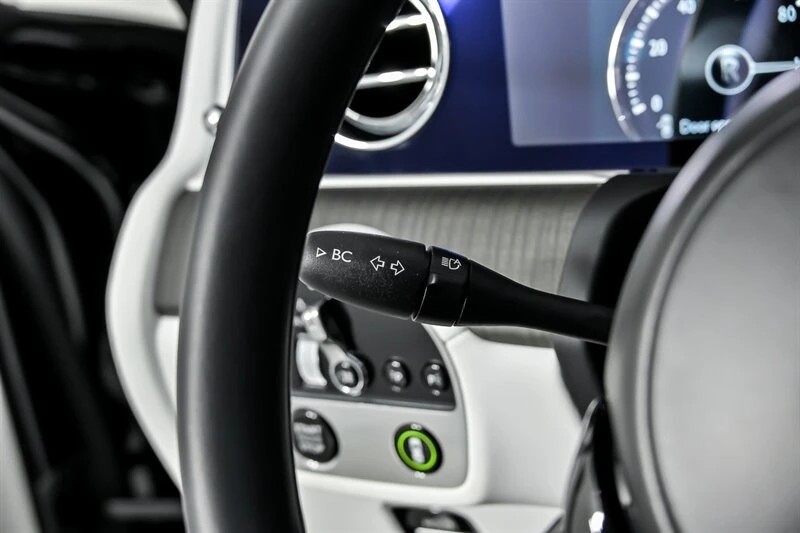 2022 Rolls-Royce Ghost 2nd Gen - Image 28 of 31