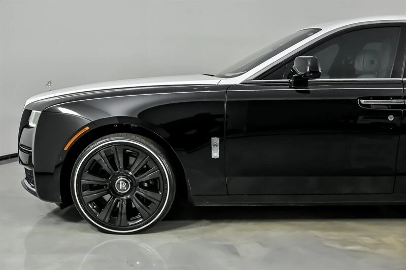 2022 Rolls-Royce Ghost 2nd Gen - Image 7 of 21