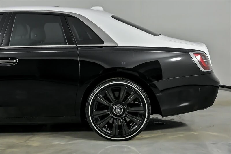 2022 Rolls-Royce Ghost 2nd Gen - Image 9 of 21