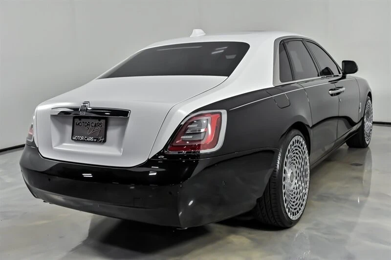 2022 Rolls-Royce Ghost 2nd Gen - Image 10 of 31