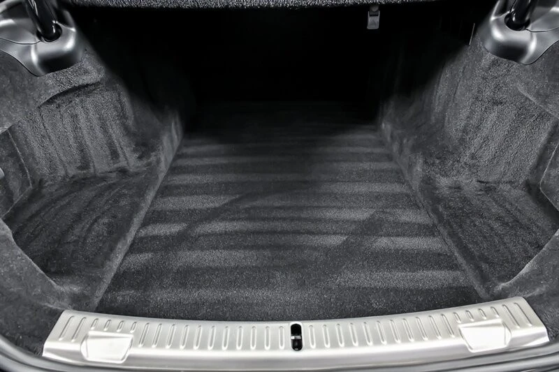 2022 Rolls-Royce Ghost 2nd Gen - Image 16 of 21