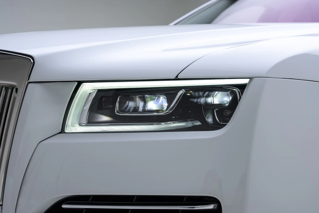 2022 Rolls-Royce Ghost 2nd Gen - Image 11 of 21