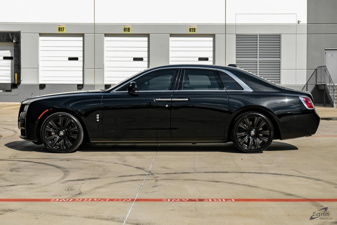 2022 Rolls-Royce Ghost 2nd Gen - Image 5 of 12