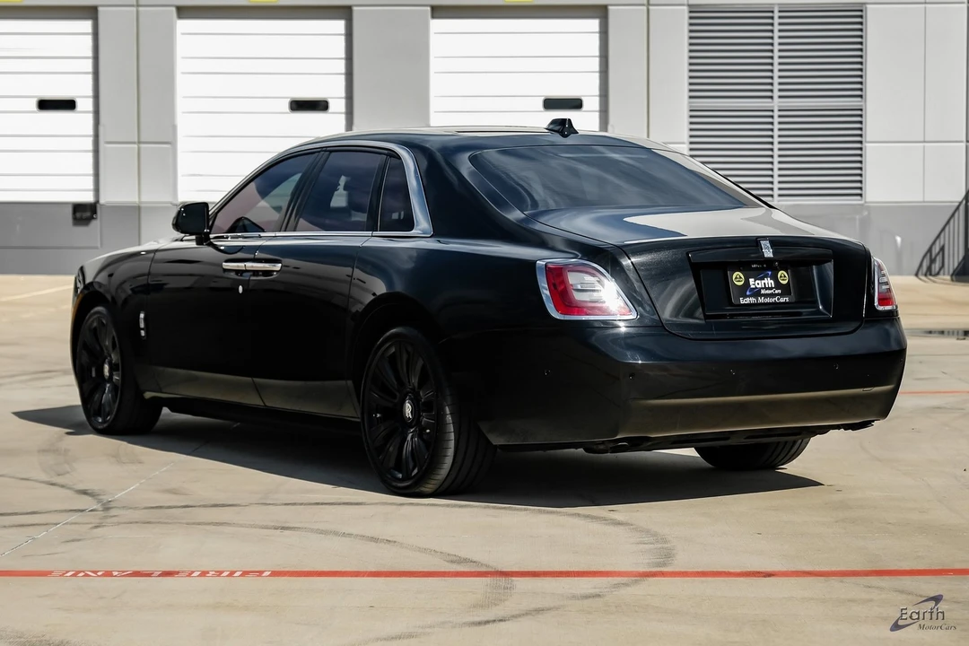 2022 Rolls-Royce Ghost 2nd Gen - Image 8 of 12