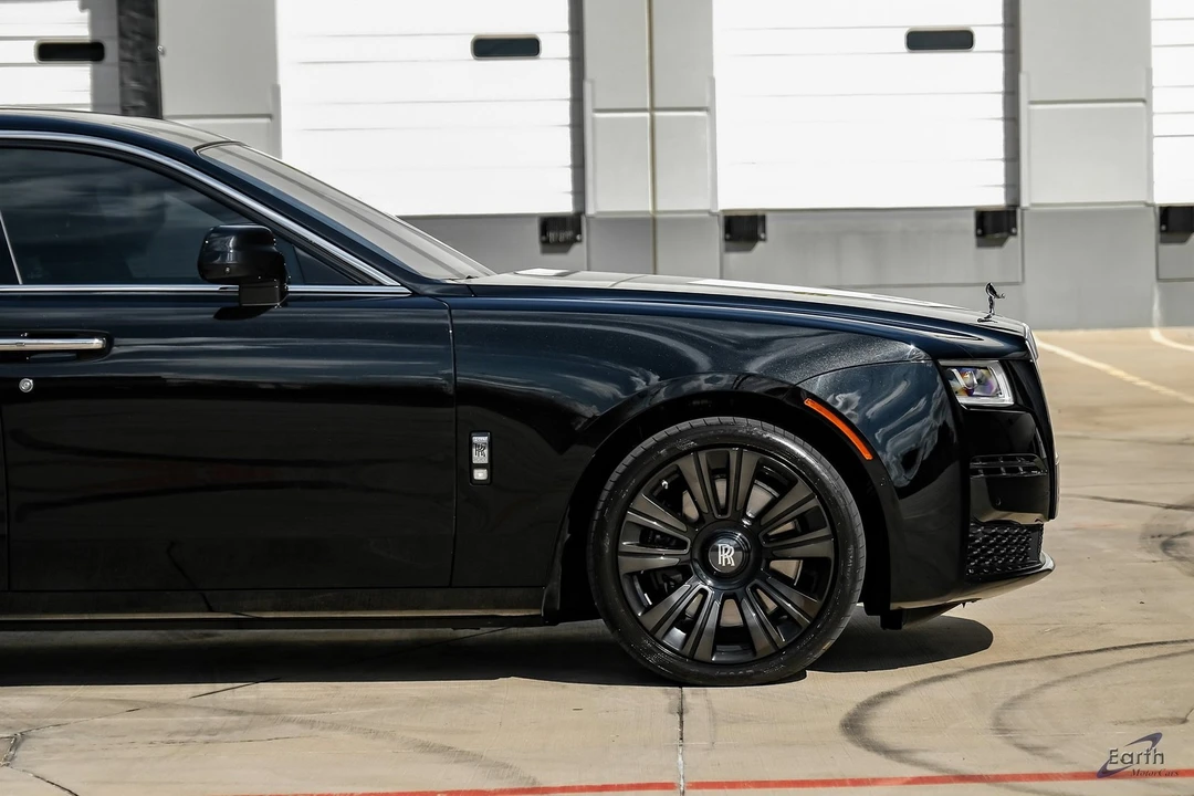 2022 Rolls-Royce Ghost 2nd Gen - Image 18 of 21