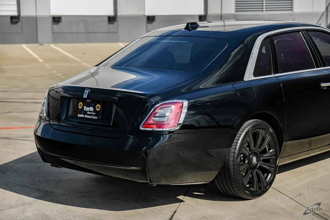 2022 Rolls-Royce Ghost 2nd Gen - Image 14 of 21