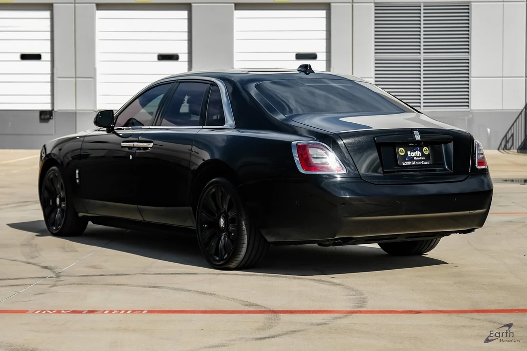 2022 Rolls-Royce Ghost 2nd Gen - Image 8 of 12