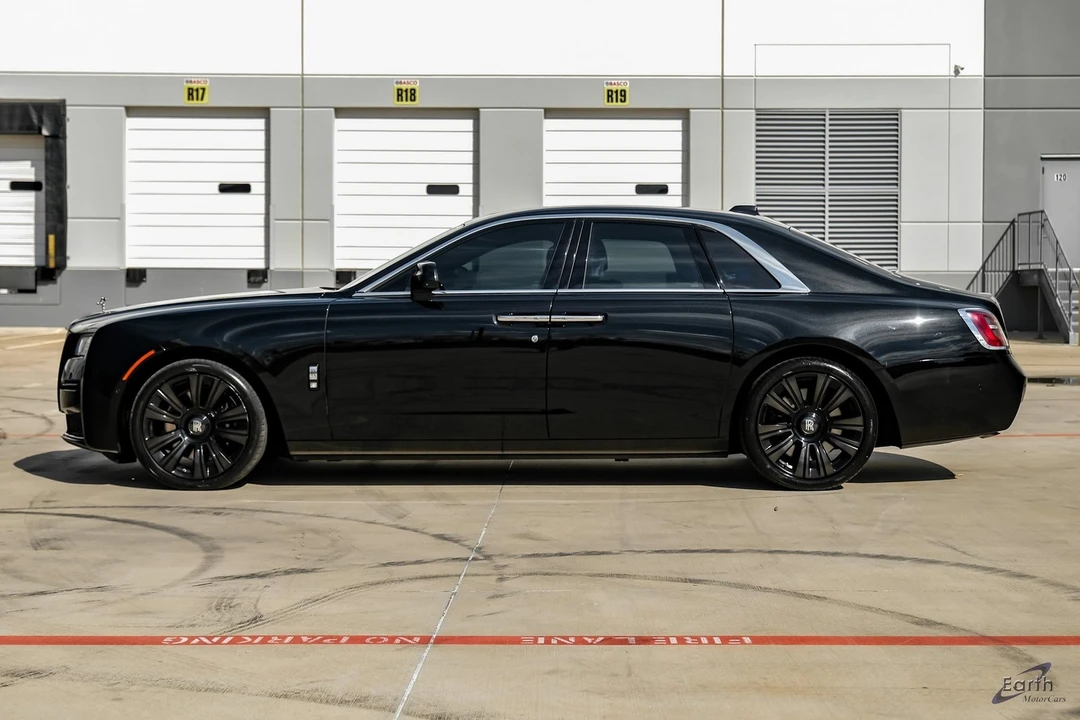 2022 Rolls-Royce Ghost 2nd Gen - Image 5 of 12