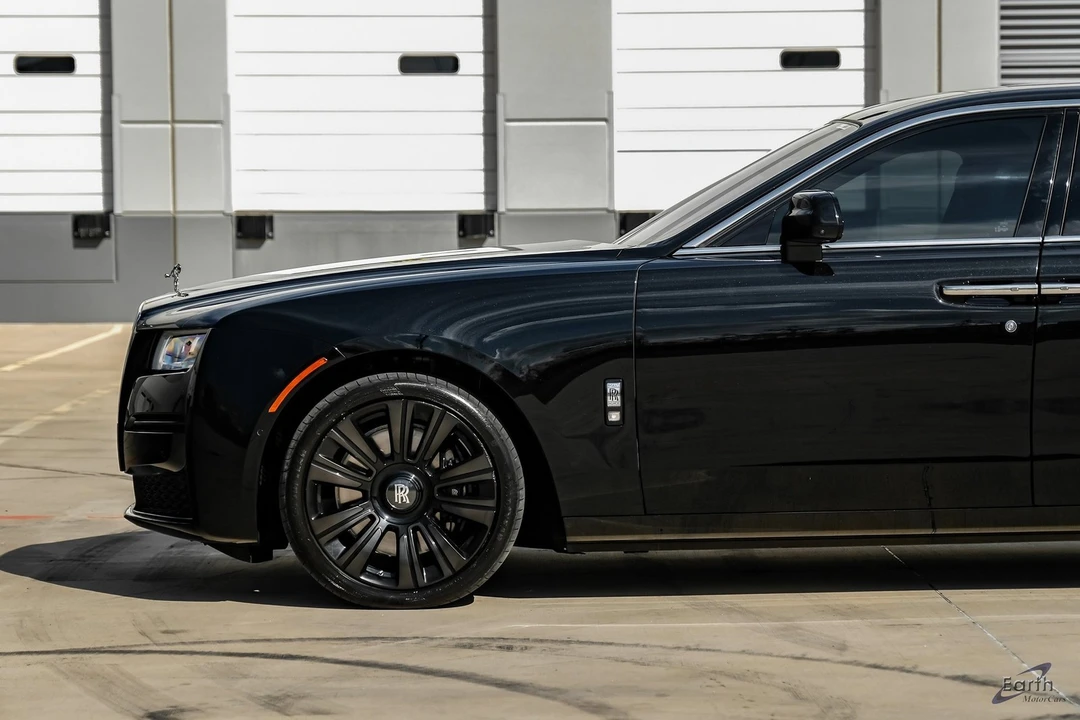 2022 Rolls-Royce Ghost 2nd Gen - Image 6 of 12