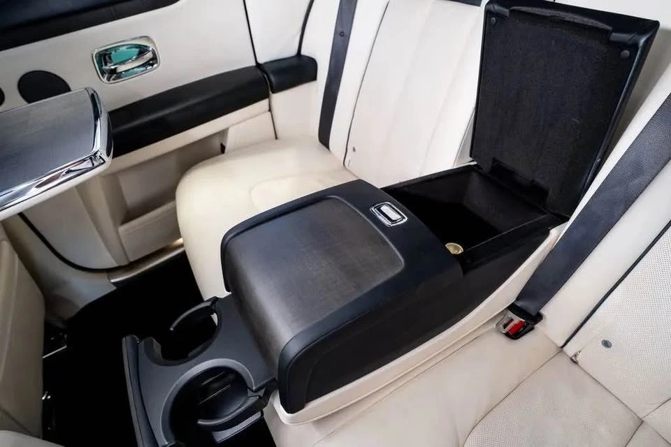 2022 Rolls-Royce Ghost 2nd Gen - Image 19 of 20