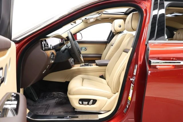 2022 Rolls-Royce Ghost 2nd Gen - Image 13 of 31
