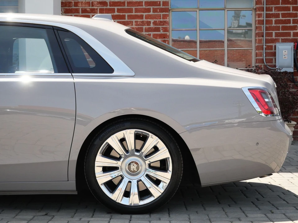 2022 Rolls-Royce Ghost 2nd Gen - Image 22 of 31