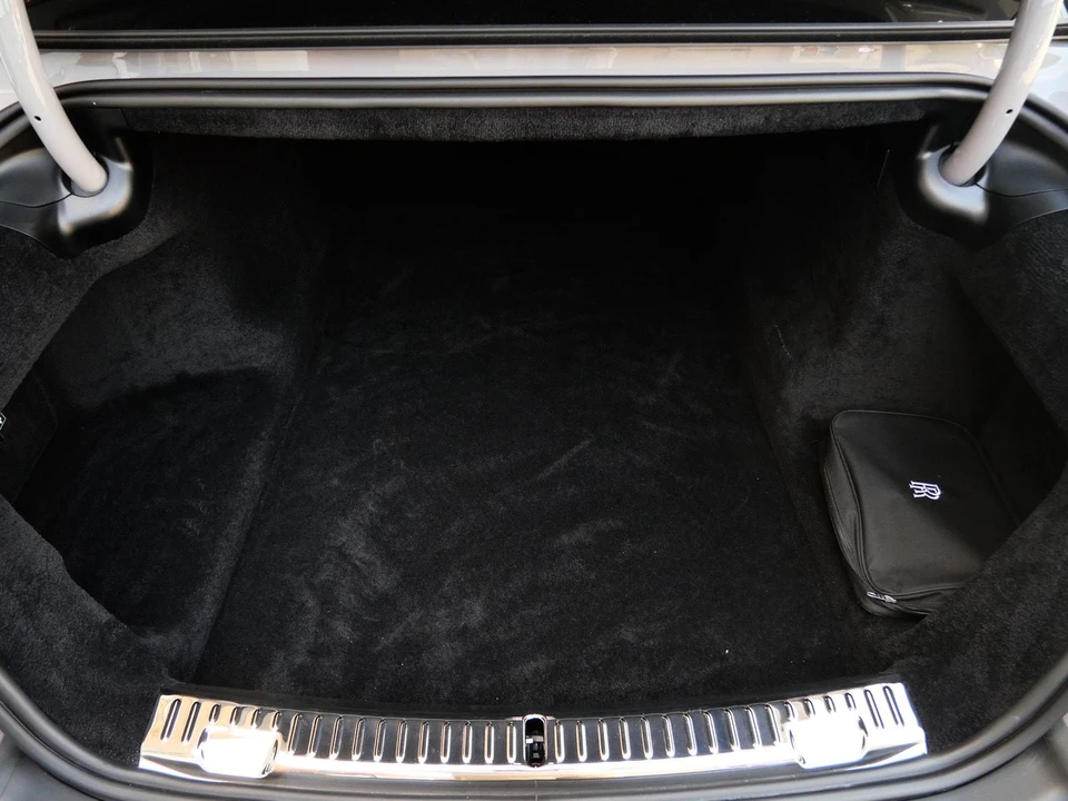 2022 Rolls-Royce Ghost 2nd Gen - Image 28 of 31