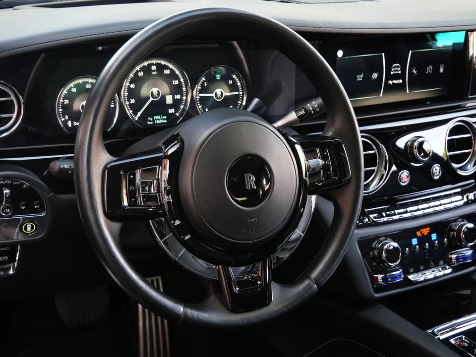 2022 Rolls-Royce Ghost 2nd Gen - Image 23 of 31