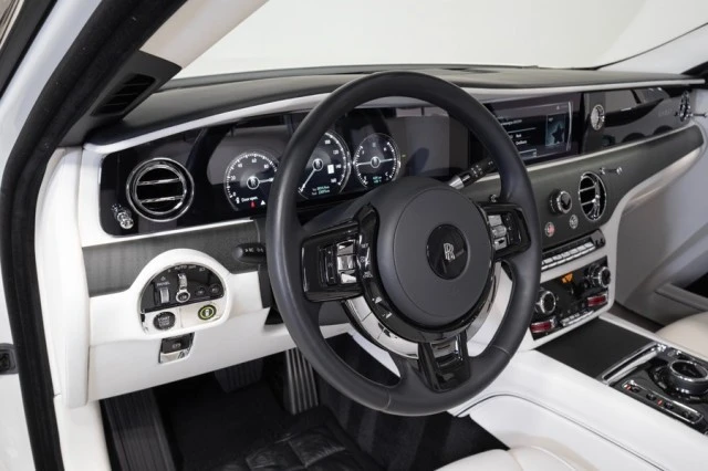 2022 Rolls-Royce Ghost 2nd Gen - Image 23 of 24