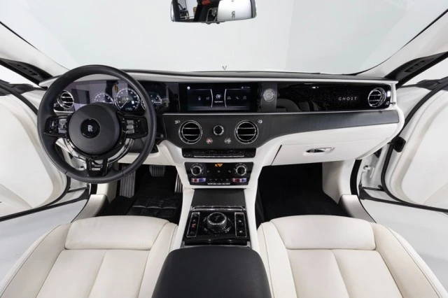 2022 Rolls-Royce Ghost 2nd Gen - Image 24 of 24