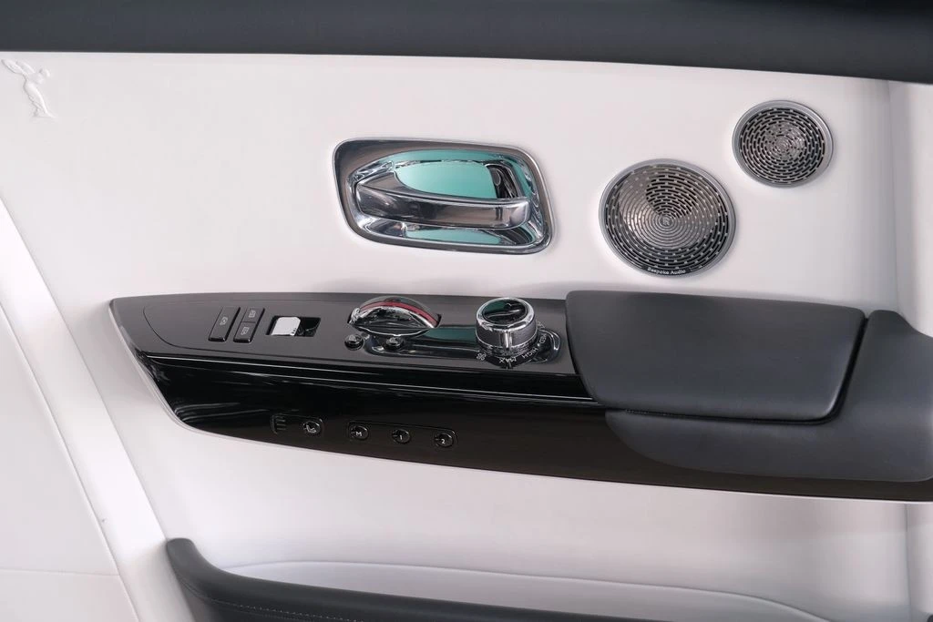 2022 Rolls-Royce Phantom VIII - Image 16 of 31