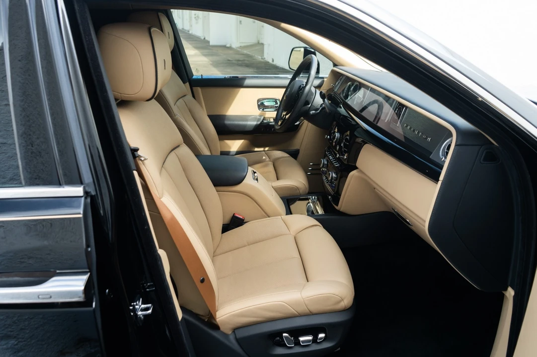 2022 Rolls-Royce Phantom VIII - Image 18 of 21