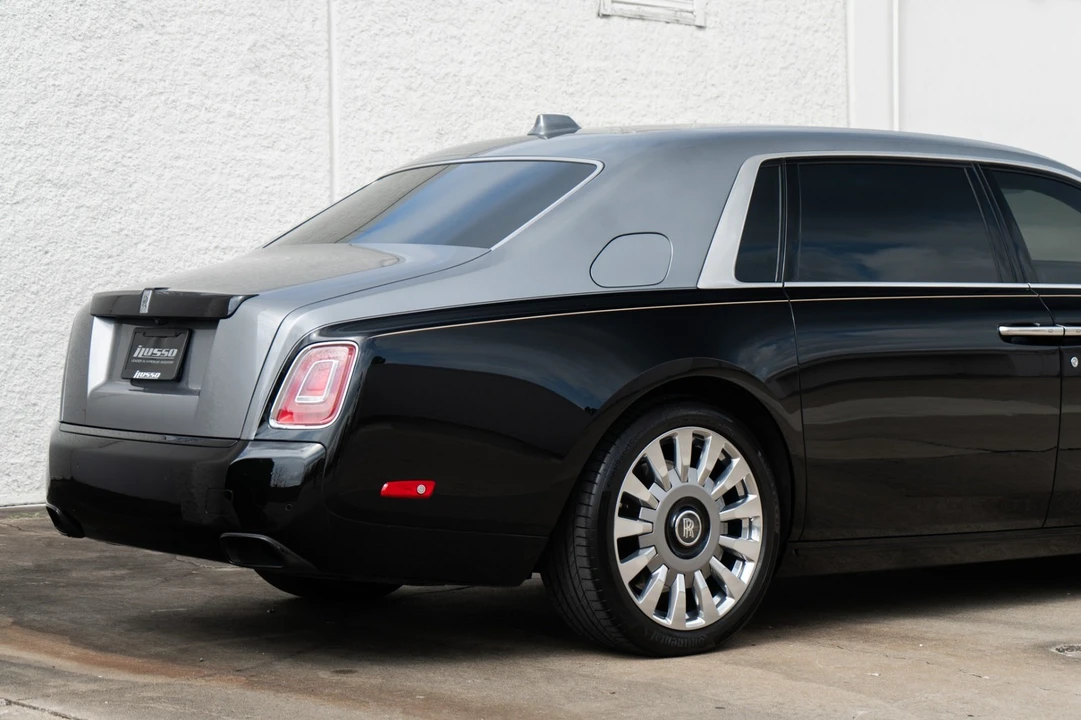 2022 Rolls-Royce Phantom VIII - Image 16 of 21