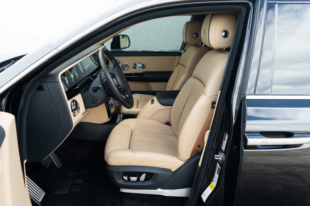 2022 Rolls-Royce Phantom VIII - Image 6 of 21