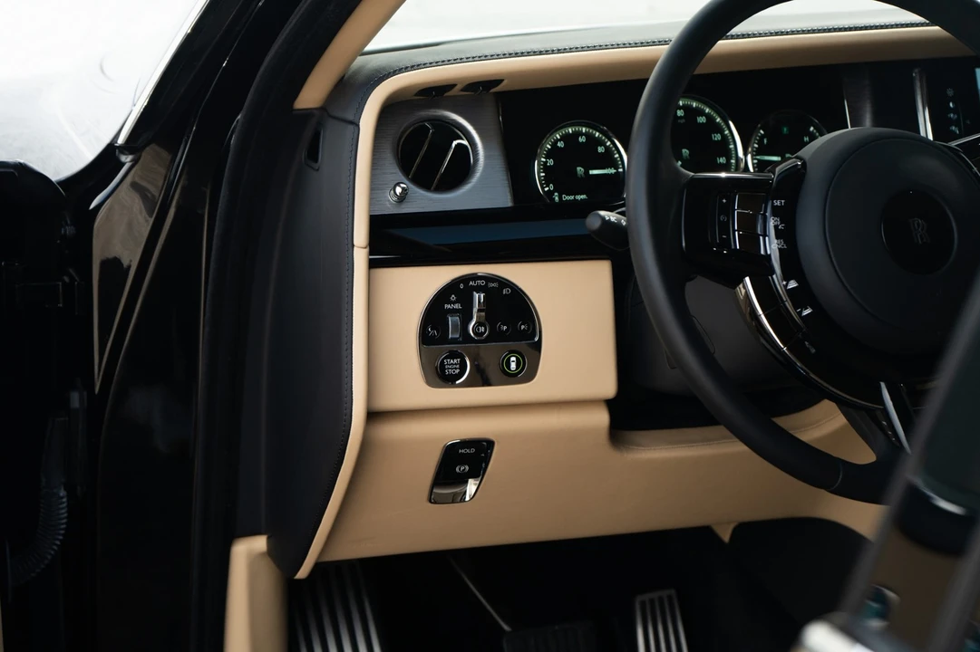 2022 Rolls-Royce Phantom VIII - Image 20 of 21