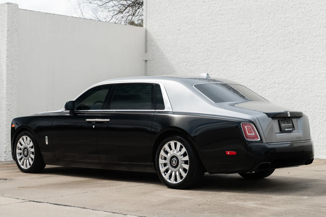 2022 Rolls-Royce Phantom VIII - Image 9 of 21