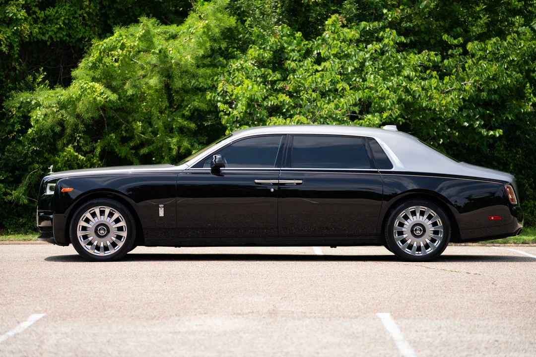 2022 Rolls-Royce Phantom VIII - Image 6 of 31