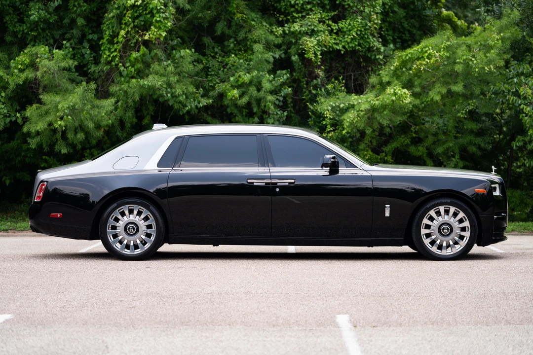 2022 Rolls-Royce Phantom VIII - Image 13 of 31