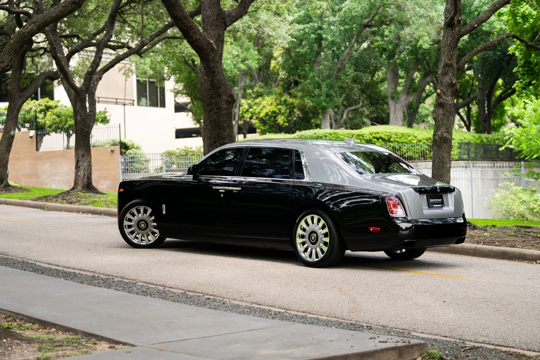 2022 Rolls-Royce Phantom VIII - Image 26 of 31