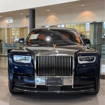 2022 Rolls-Royce Phantom