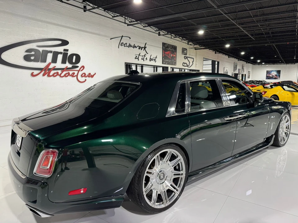 2022 Rolls-Royce Phantom VIII - Image 7 of 12