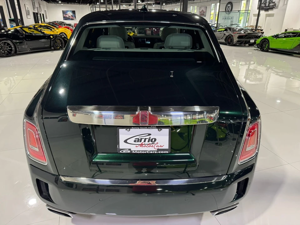 2022 Rolls-Royce Phantom VIII - Image 6 of 12