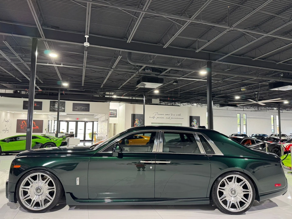 2022 Rolls-Royce Phantom VIII - Image 4 of 12
