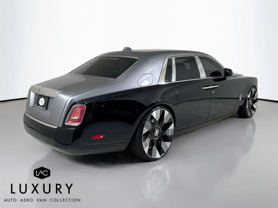 2022 Rolls-Royce Phantom VIII - Image 5 of 12