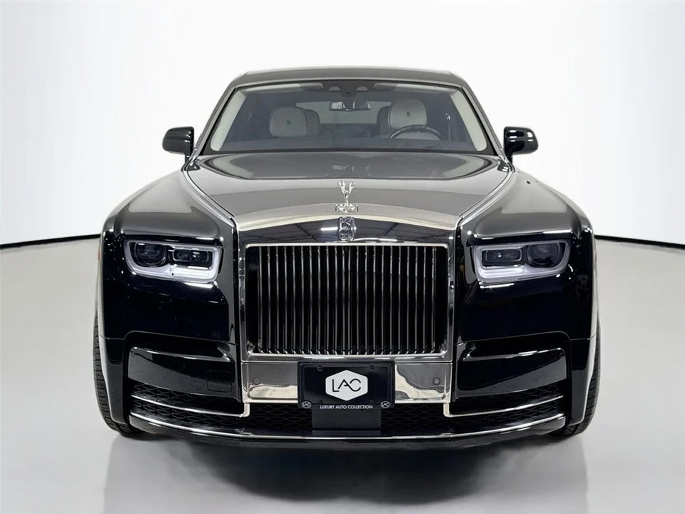 2022 Rolls-Royce Phantom VIII - Image 11 of 12
