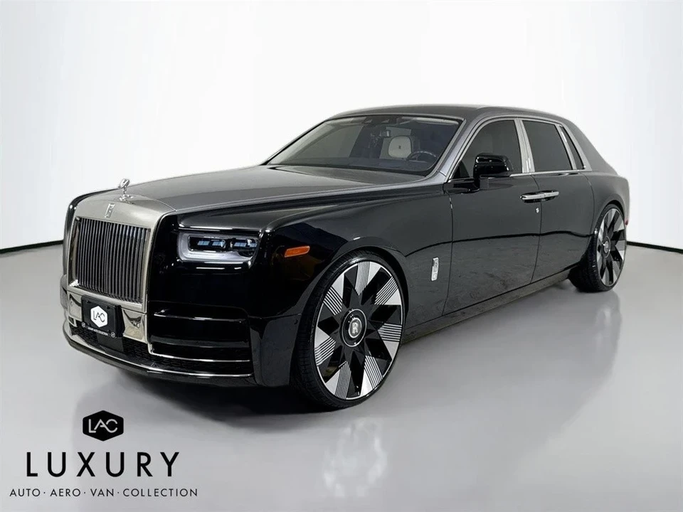 2022 Rolls-Royce Phantom VIII - Image 10 of 12