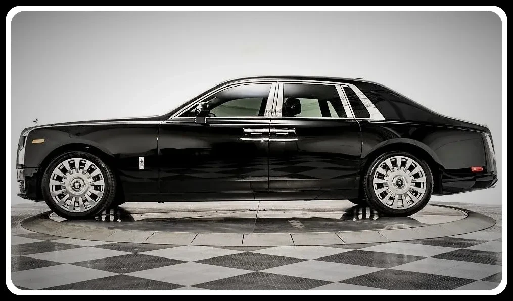 2022 Rolls-Royce Phantom VIII - Image 6 of 15