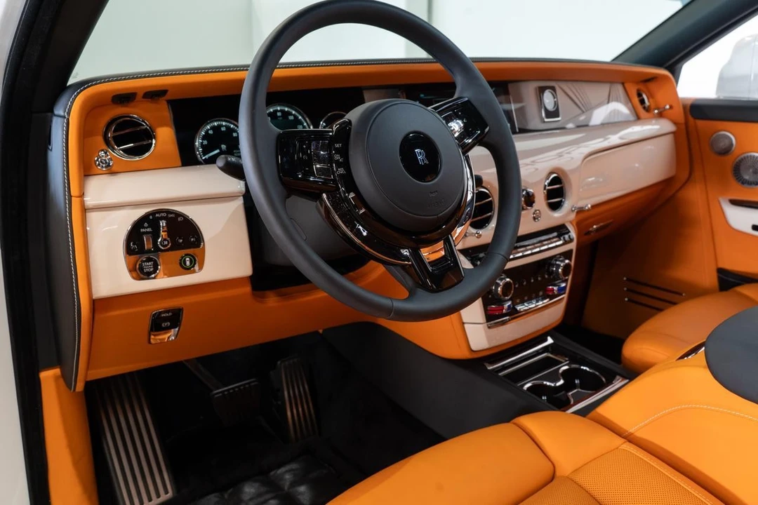 2022 Rolls-Royce Phantom VIII - Image 2 of 21