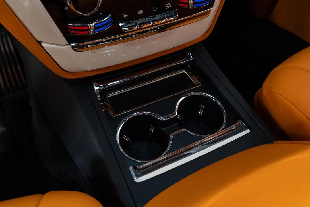 2022 Rolls-Royce Phantom VIII - Image 9 of 21