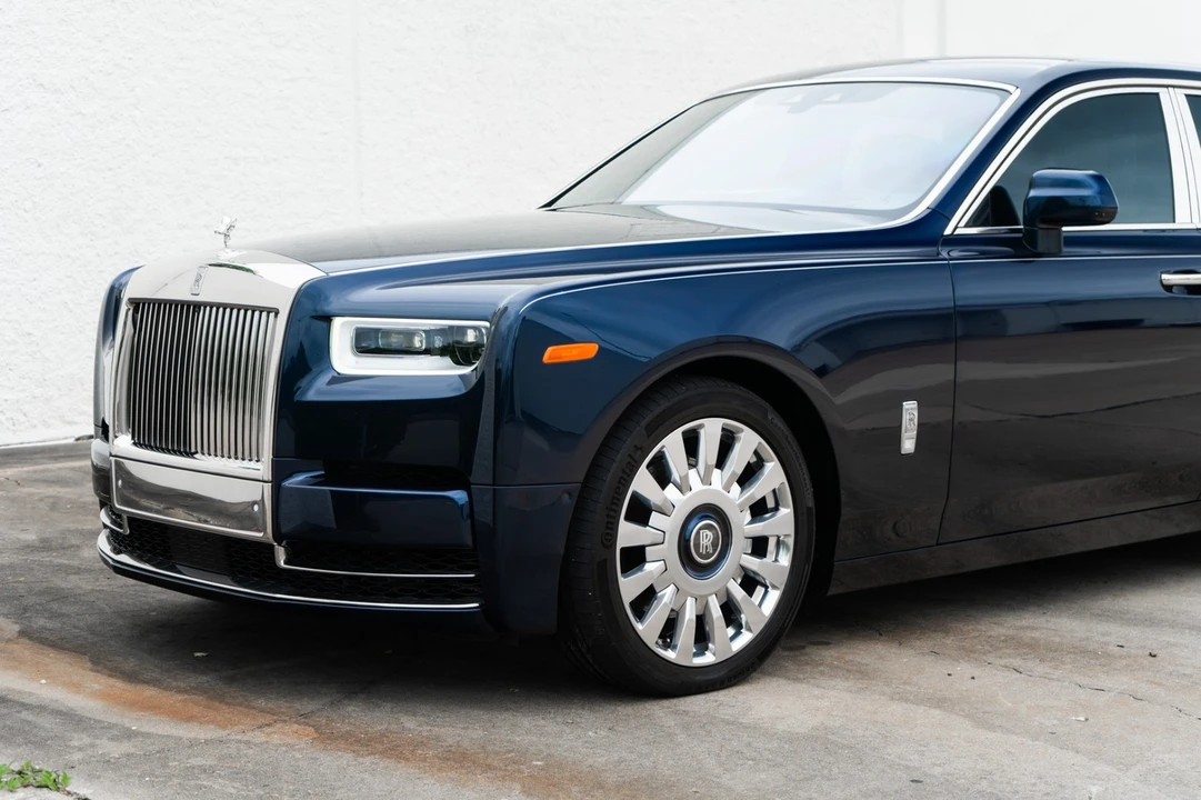 2022 Rolls-Royce Phantom - Image 16 of 31