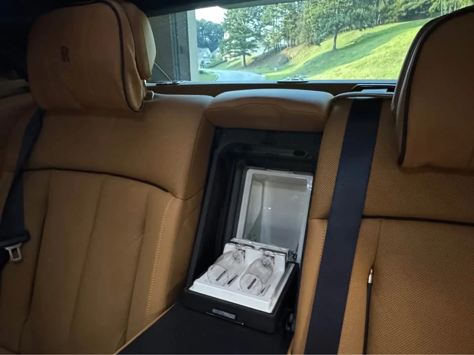 2022 Rolls-Royce Phantom VIII - Image 8 of 10