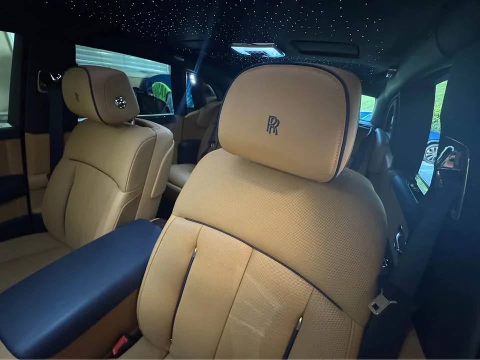 2022 Rolls-Royce Phantom VIII - Image 5 of 10