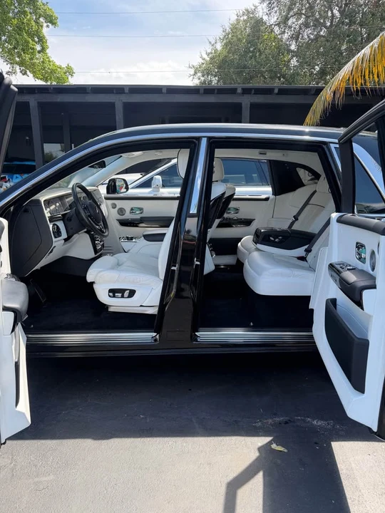 2022 Rolls-Royce Phantom VIII - Image 9 of 12