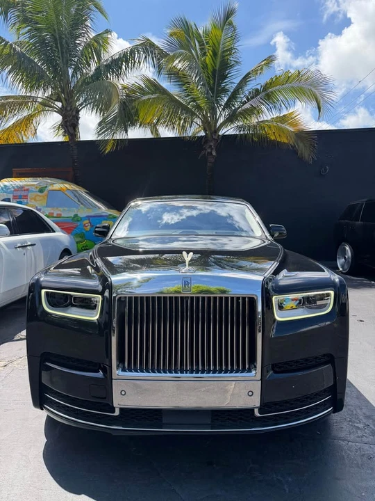 2022 Rolls-Royce Phantom VIII - Image 3 of 12